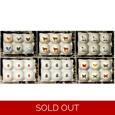 ** SIX EGG TRAY, HOLDS 6 EGGS **